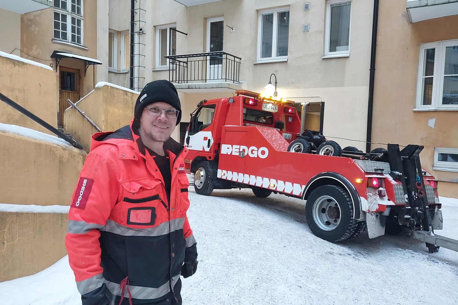 Hinauspalvelu Turku - ahtaalla sisäpihalla