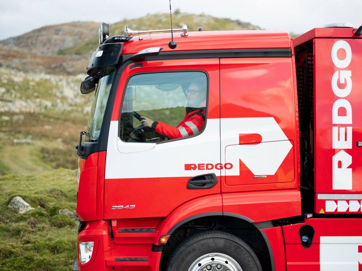 REDGO Hinausauto