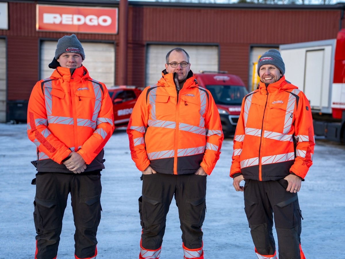 REDGO Karjaan työntekijöitä