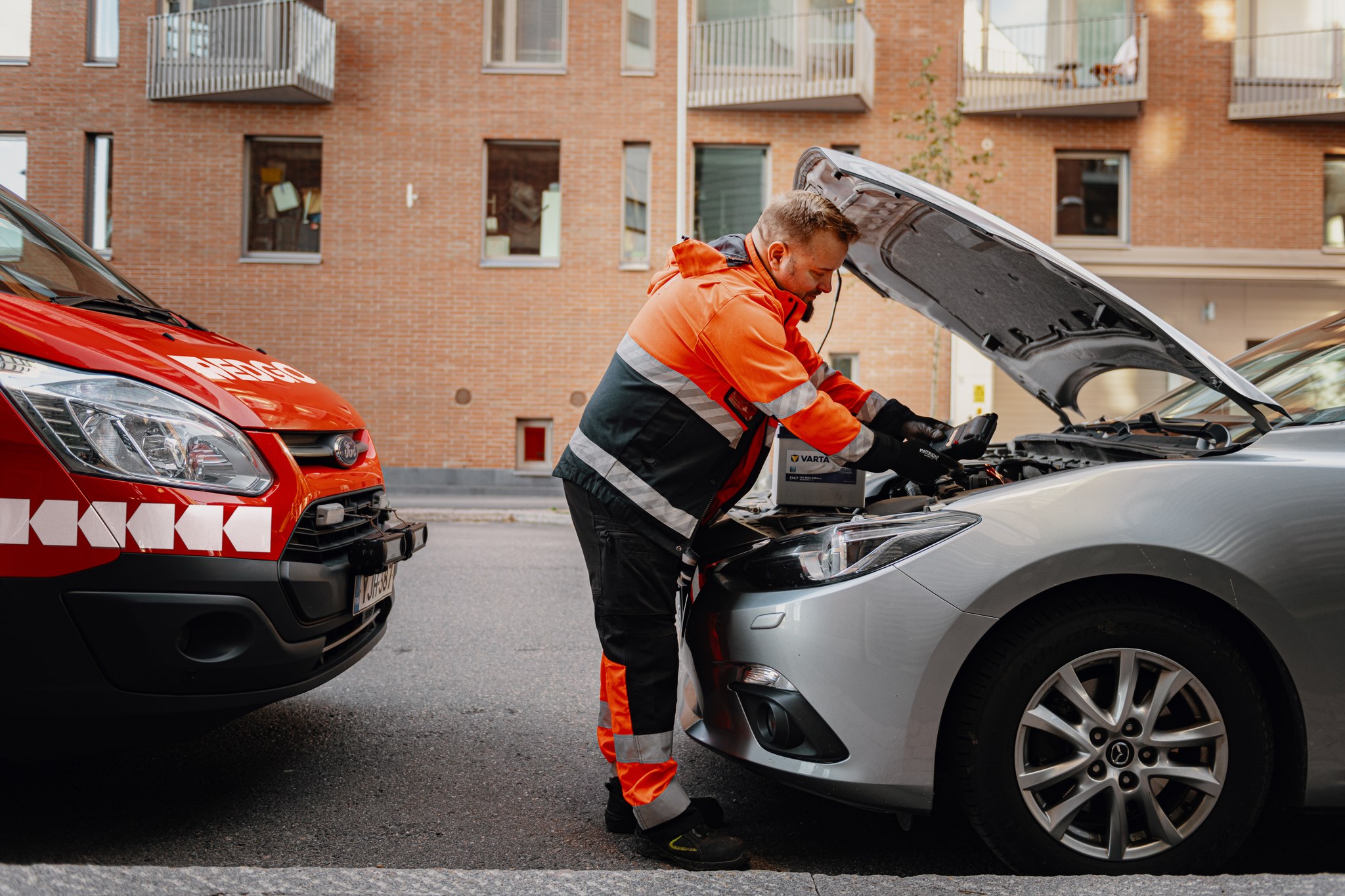 Auto sammui kesken ajon