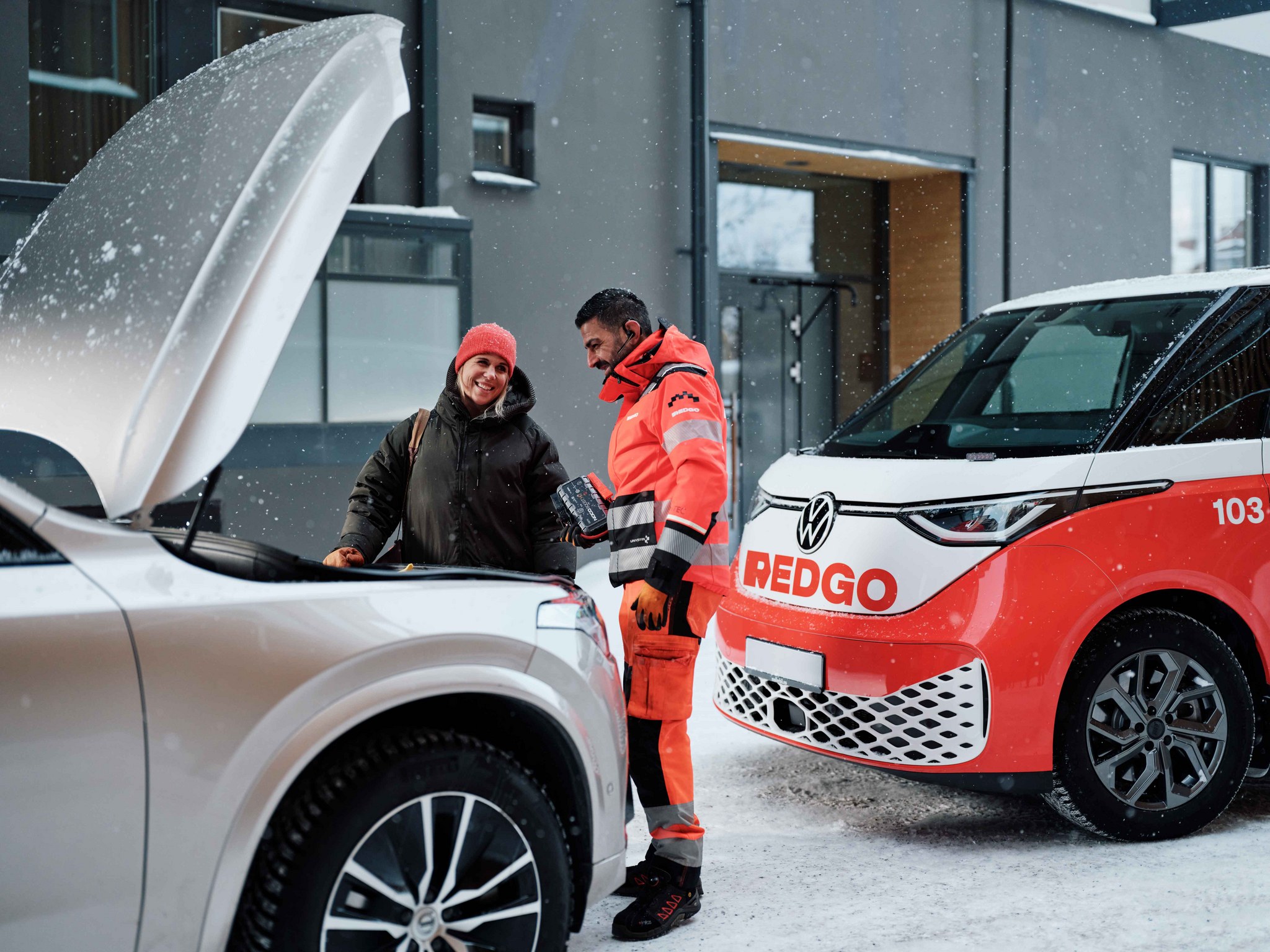 REDGO Hinauspalvelu apukäynnistys